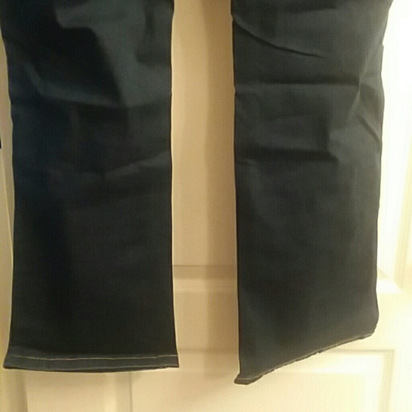 Jeans - Picture 3 of 3